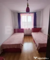 Casa D+P+E, pe Aleea Trifoiului, zona linistita! 