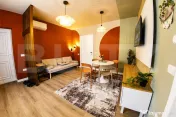 Casă de vânzare, 105 mp, 650 mp teren, zona Cetate - Ultra 