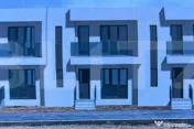 Casa de vanzare, 100 mp utili, zona 1 Mai 