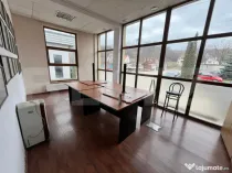 Birou 21 mp cu parcare si spatii comune, zona de Centura