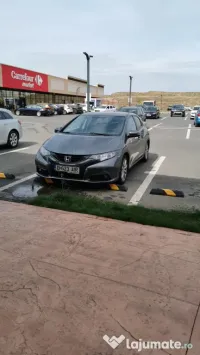 Vand Honda Civic 1.8 benzina 