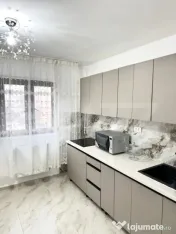 Apartament 3 camere, 65 mp, zona Cetate 