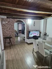 Casă 90 mp, teren 199 mp, zonă Centru Vechi 