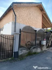 Casă 90 mp, teren 199 mp, zonă Centru Vechi 