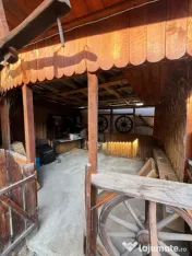 Casă 90 mp, teren 199 mp, zonă Centru Vechi 