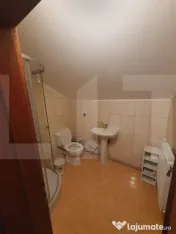 Casă spațioasă, complet mobilată și utilată – 235 mp 