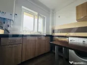 Apartament 2 camere/ Tractorul/ et 2/ parcare inclusa 
