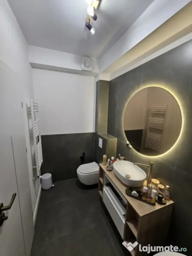 Apartament 3 camere, 81.70 mp, zona Centrala