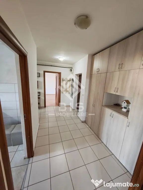Apartament Spațios 70 mp + 2 Balcoane (15 mp)