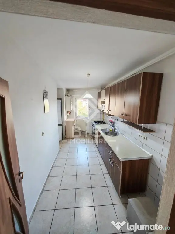 Apartament Spațios 70 mp + 2 Balcoane (15 mp)