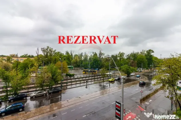 Apartament cu 2 camere de vânzare în zona Prelungirea G...