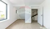 Casă / Vilă cu 5 camere de vanzare in Otopeni, tva 0, l...