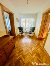 Casa de inchiriat- 4 camere, Teren 551 mp Cristian 800 Euro 