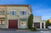 Apartament 2 camere, loc de parcare, teren propriu,strada... 