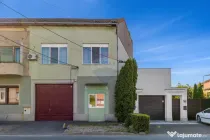 Apartament 2 camere, loc de parcare, teren propriu,strada...