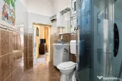 Apartament 2 camere, loc de parcare, teren propriu,strada... 