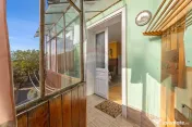 Apartament 2 camere, loc de parcare, teren propriu,strada... 