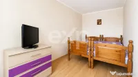 Apartament cu 3 camere de inchiriat, strada Stadionului 