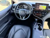 Toyota Camry Hybrid 