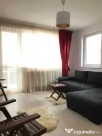 Apartament 3 camere, decomandat - zona Tractorul 