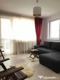 Apartament 3 camere, decomandat - zona Tractorul