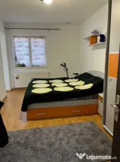 Apartament 4 camere, decomandat - zona Sanpetru 
