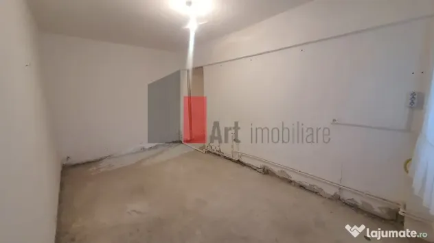 Super Ocazie - Ap 4 cam Giurgiu decomandat, parter