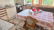 Vand casa in Deva, zona centrala, D+P+E, de caramida din anul 1990 