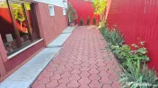 Vand casa in Deva, zona centrala, D+P+E, de caramida din anul 1990 