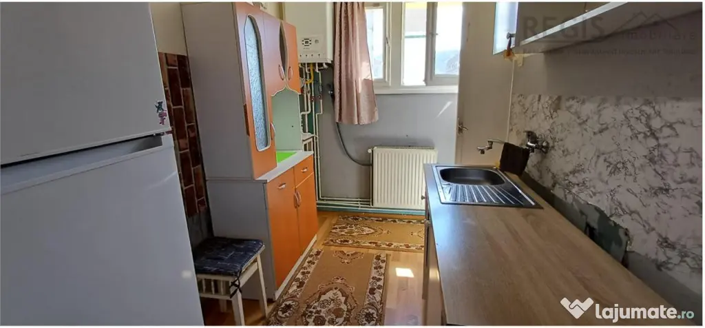 Apartament 2 camere zona Spitalului Judetean
