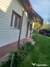 Casa la curte Livezeni Arges 