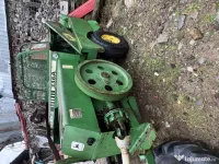 Vând balotiera John Deere 