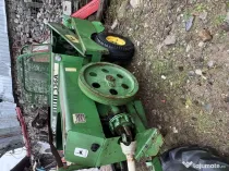 Vând balotiera John Deere