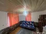 Casă / Vilă cu 4 camere de vânzare 