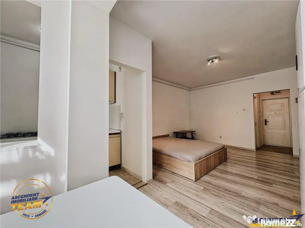 Investitie sigura: garsoniera in zona buna, acces rapid catr