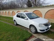 Vând Dacia Logan 