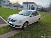 Vând Dacia Logan 