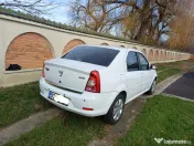 Vând Dacia Logan 