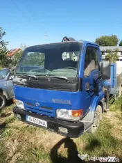 Nissan CABSTAR, cu macara 