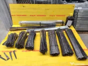 Placa galbena, distantieri, montanti, coltare/fasete, pene metalice 