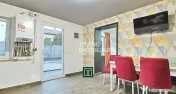 Casă primitoare cu 3 camere, teren generos și acces pri... 