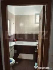 Apartament 2 camere, cu parcare, zona Eroilor 