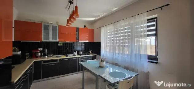 Vila individuala P+1, 160mp, moderna cu panouri fotovoltaice, curte 410mp, Cornetu