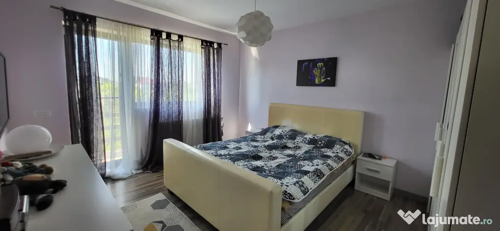 Vila individuala P+1, 160mp, moderna cu panouri fotovoltaice, curte 410mp, Cornetu