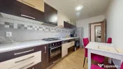 Apartament cu 2 camere de închiriat în zona Tractorul 