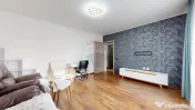 Apartament cu 2 camere de închiriat în zona Tractorul 