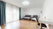 Apartament cu 2 camere de închiriat în zona Tractorul 