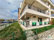 Apartament modern cu terasa generoasa curte 