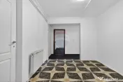 Apartament spațios la casă, renovat, ultracentral Pecica 