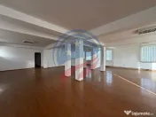 SPATIU BIROURI , COMERCIAL, CLINICA 700MP CU PARCARE 